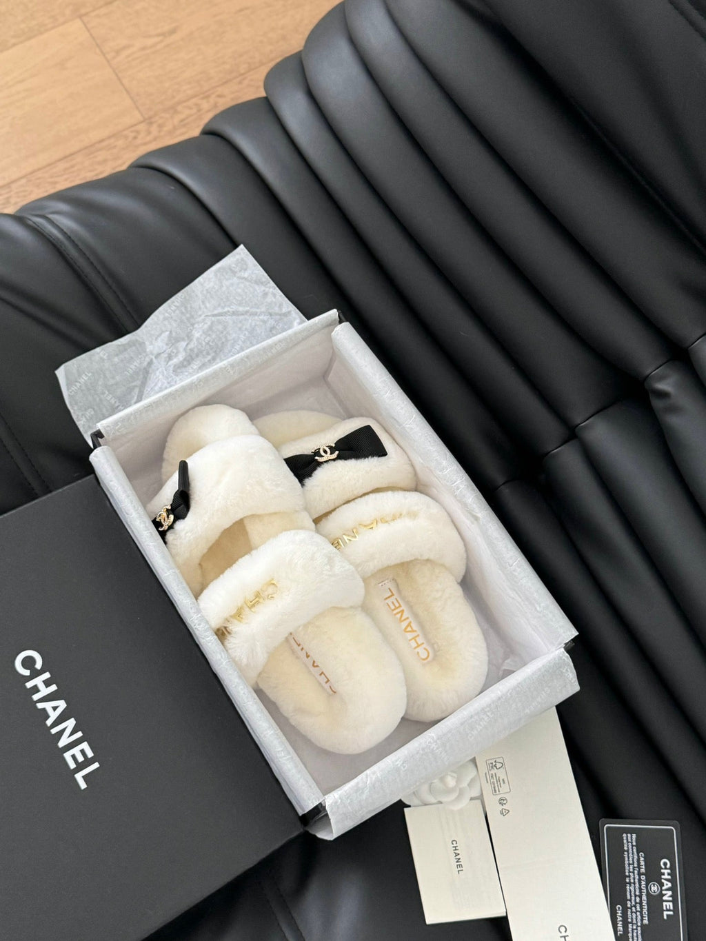 CHANEL DAD SANDAL MULE IN WHITE FLEECE WITH GOLD HARDWARE